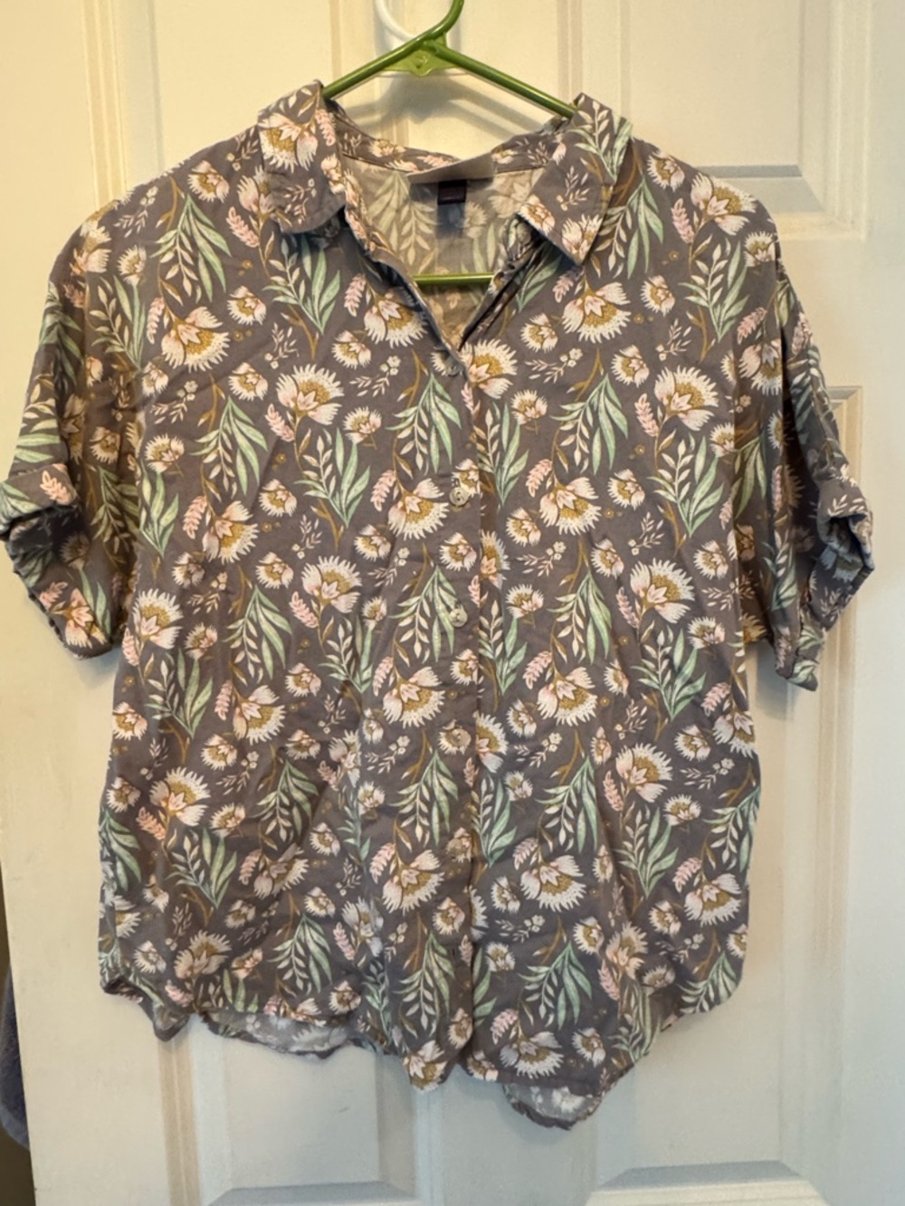 Universal Thread Gray Floral Collared Shirt with Green and Pink Accents